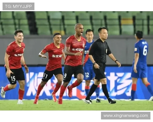 北京羽毛球队以51分领跑精英赛积分榜展现强劲实力 北京羽毛球队以51分领跑精英赛积分榜展现强劲实力