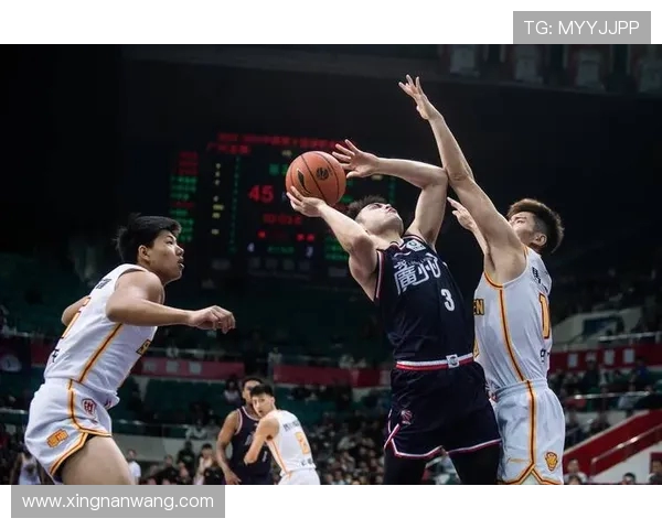 2013年CBA广东队与北京队激战回顾及精彩瞬间分析 2013年CBA广东队与北京队激战回顾及精彩瞬间分析