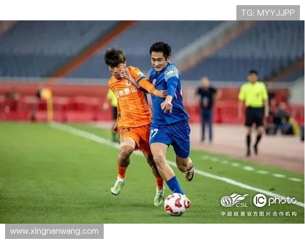 东亚杯激战朝鲜与中国男足争锋相对期待精彩对决与历史交锋 东亚杯激战朝鲜与中国男足争锋相对期待精彩对决与历史交锋