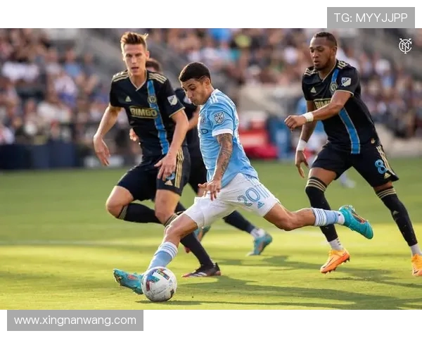 亚特兰大联队迎战纽约红牛队争夺美职联季后赛席位的关键对决 亚特兰大联队迎战纽约红牛队争夺美职联季后赛席位的关键对决