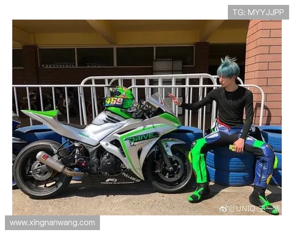 张昊的成长之路：从普通少年到闪耀舞台的明星之旅