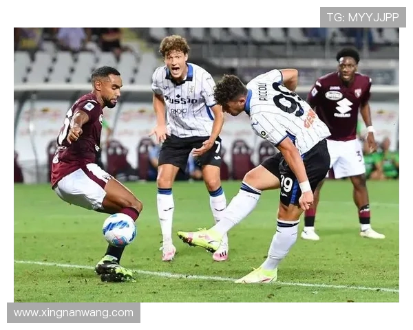 都灵与科森扎历史交锋回顾及球队发展历程探讨