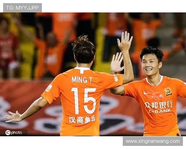 武汉滑板队进攻表现分析与战术得失探讨