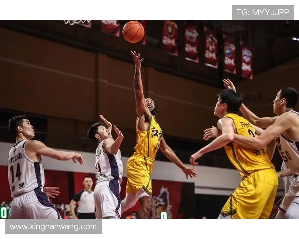 广州篮球队在钻石联赛中的战术分析与表现评估